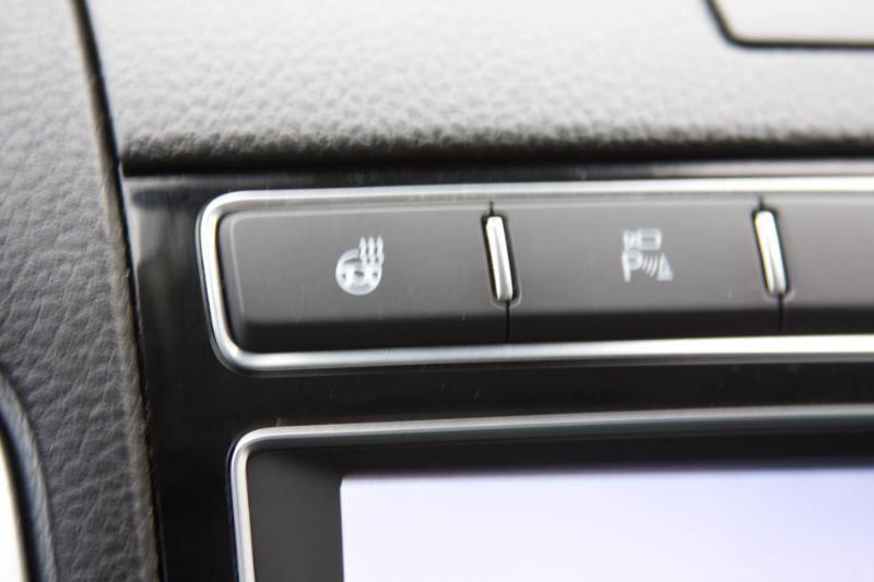 Volkswagen Touareg TDI Sport w/Technology 2016