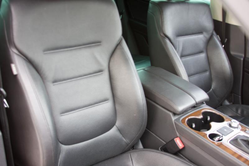 Volkswagen Touareg TDI Sport w/Technology 2016