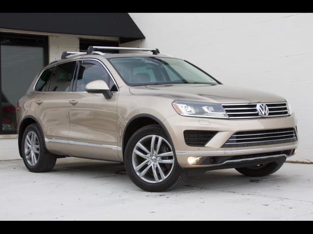 Brown (Beige) 2016 Volkswagen Touareg TDI Sport with Tech SUV / Crossover All-Wheel Drive Automatic