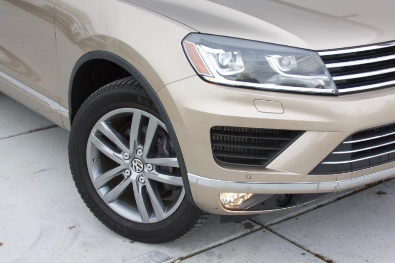 Volkswagen Touareg TDI Sport w/Technology 2016