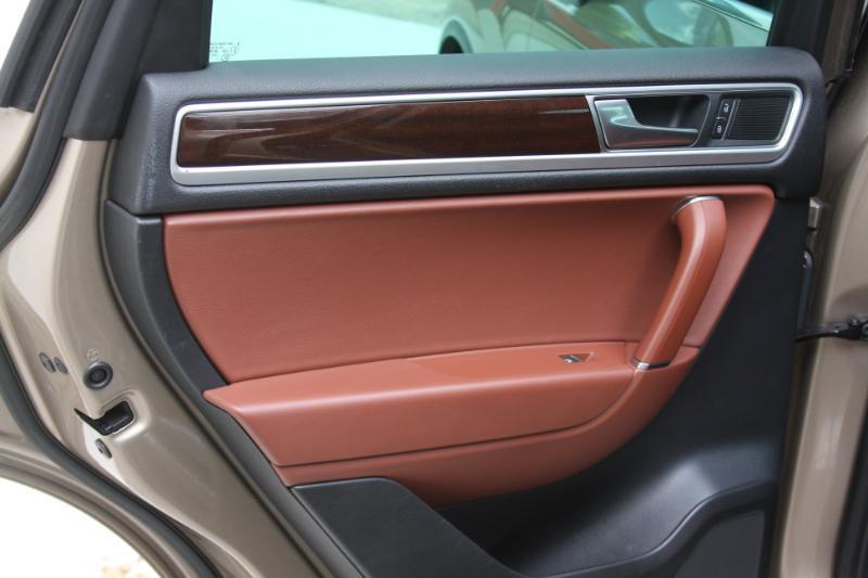 Volkswagen Touareg  2016