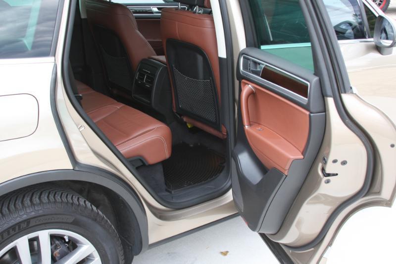 Volkswagen Touareg  2016