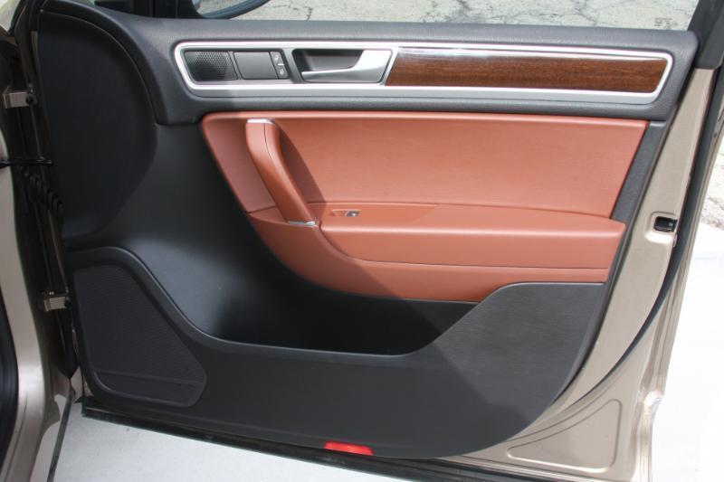 Volkswagen Touareg  2016