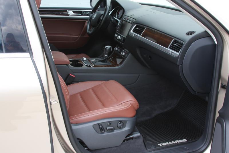Volkswagen Touareg  2016