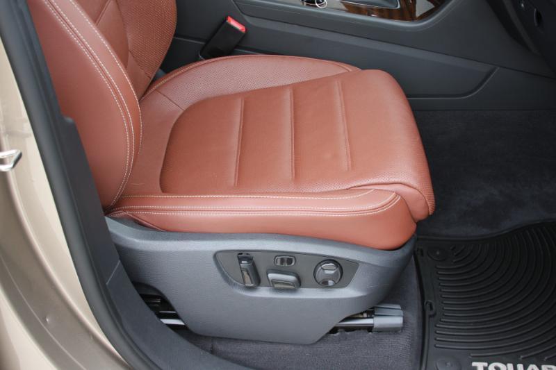 Volkswagen Touareg  2016