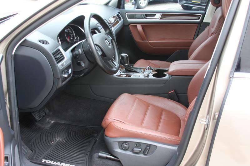 Volkswagen Touareg  2016