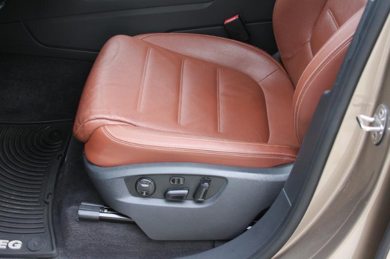 Volkswagen Touareg  2016