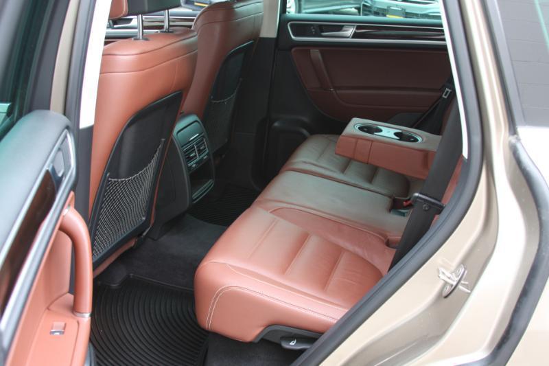 Volkswagen Touareg  2016