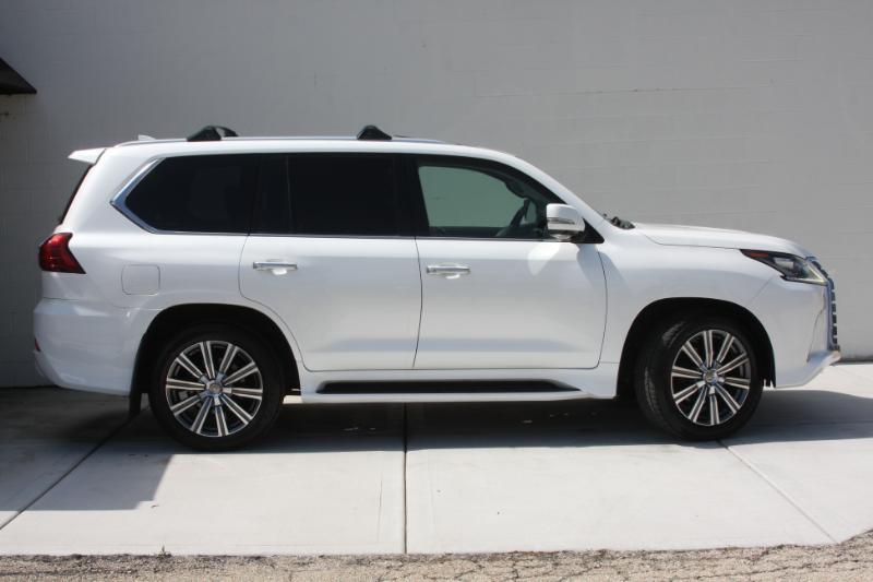 Lexus LX 570 Sport Utility 2016