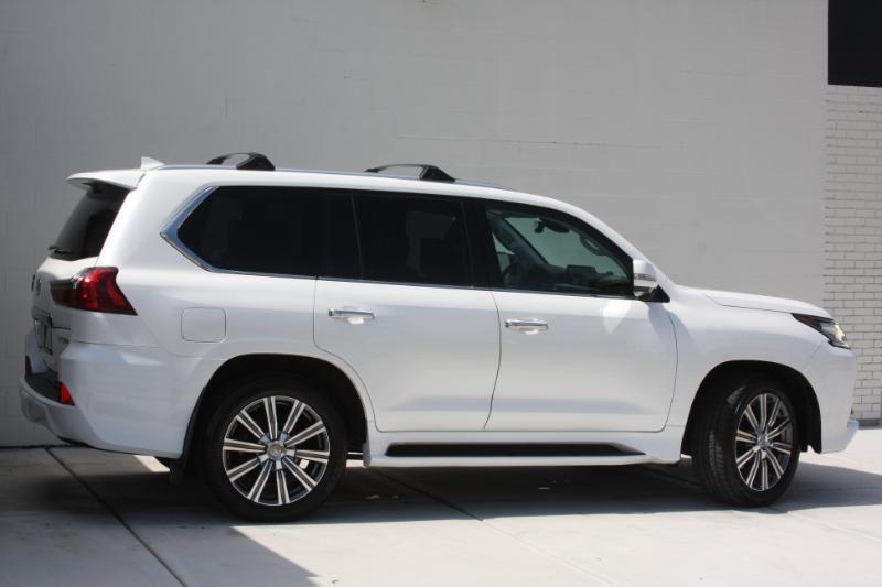 Lexus LX 570 Sport Utility 2016