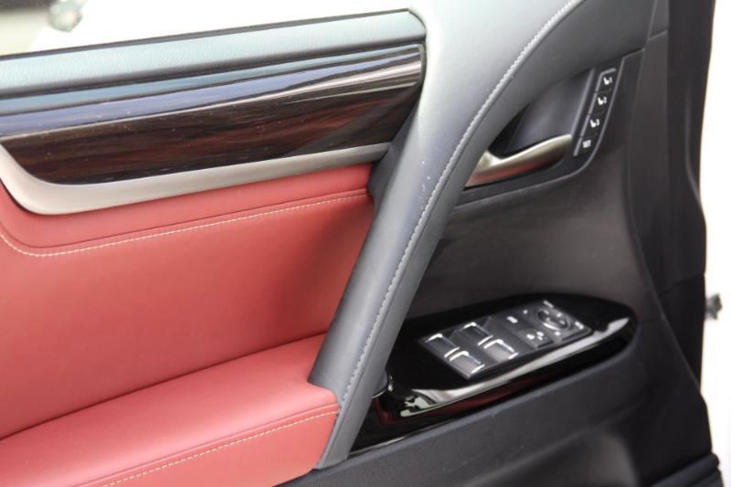 Lexus LX 570 Sport Utility 2016