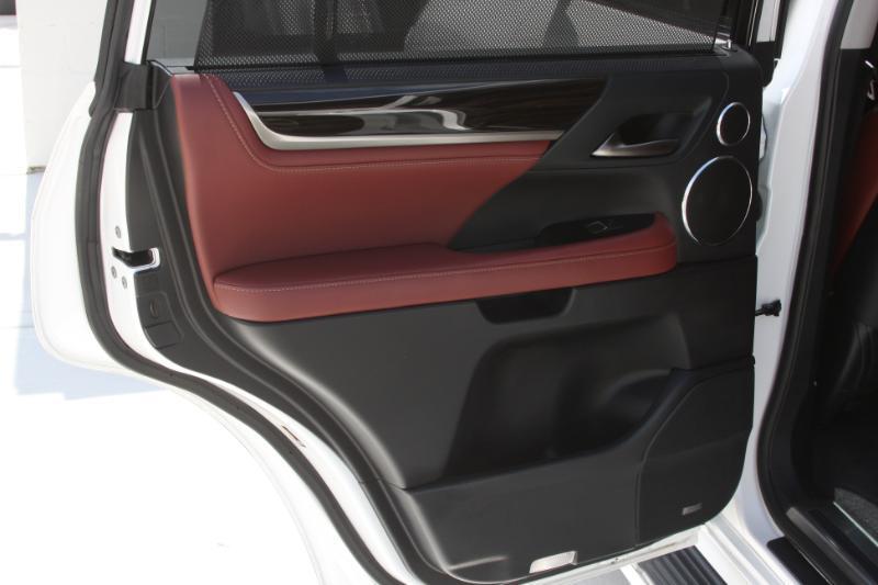 Lexus LX 570 Sport Utility 2016