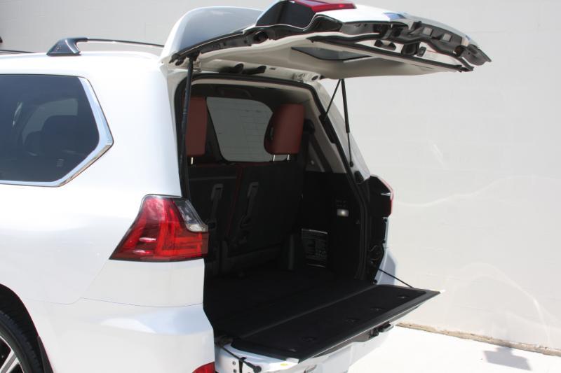 Lexus LX 570 Sport Utility 2016