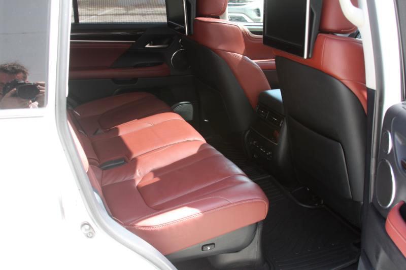 Lexus LX 570 Sport Utility 2016