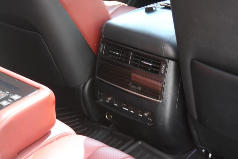 Lexus LX 570 Sport Utility 2016