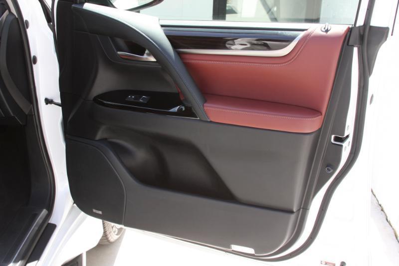 Lexus LX 570 Sport Utility 2016