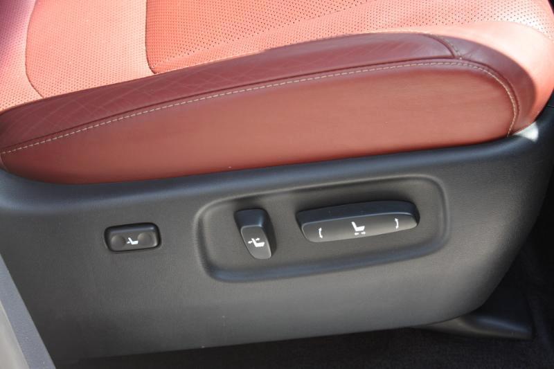 Lexus LX 570 Sport Utility 2016