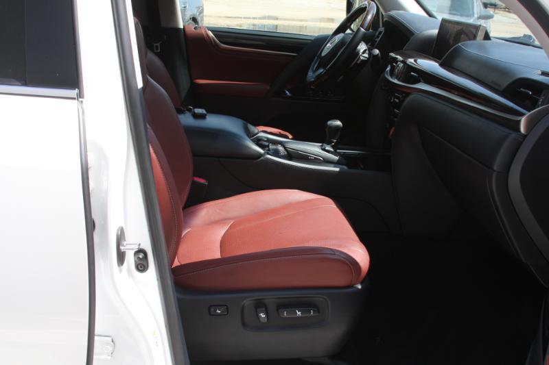 Lexus LX 570 Sport Utility 2016