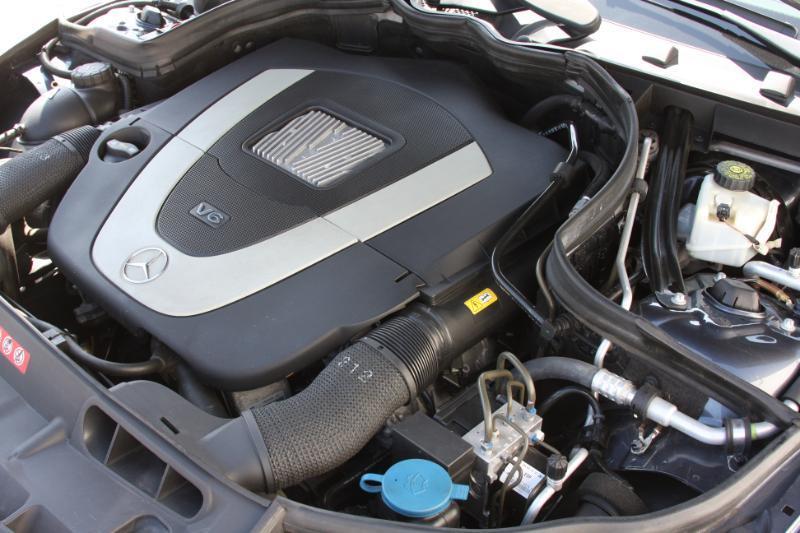 Mercedes-Benz C-Class C300 4MATIC Sport Sedan 2009