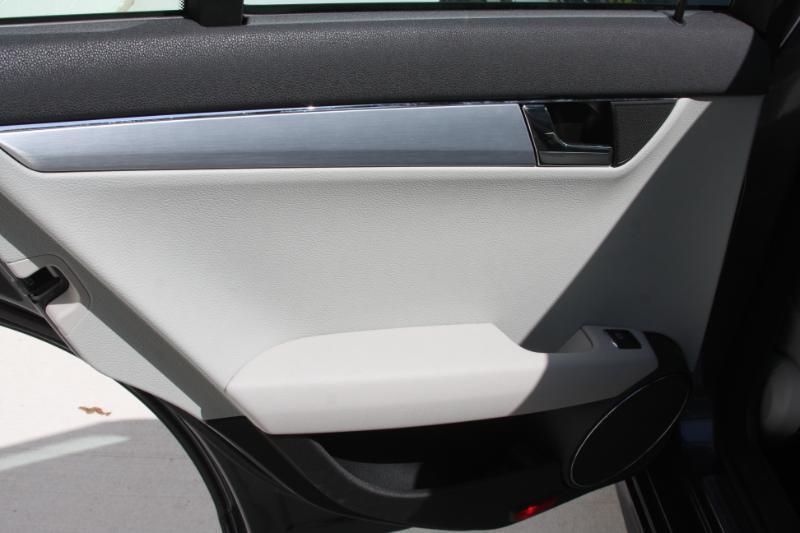 Mercedes-Benz C-Class C300 4MATIC Sport Sedan 2009