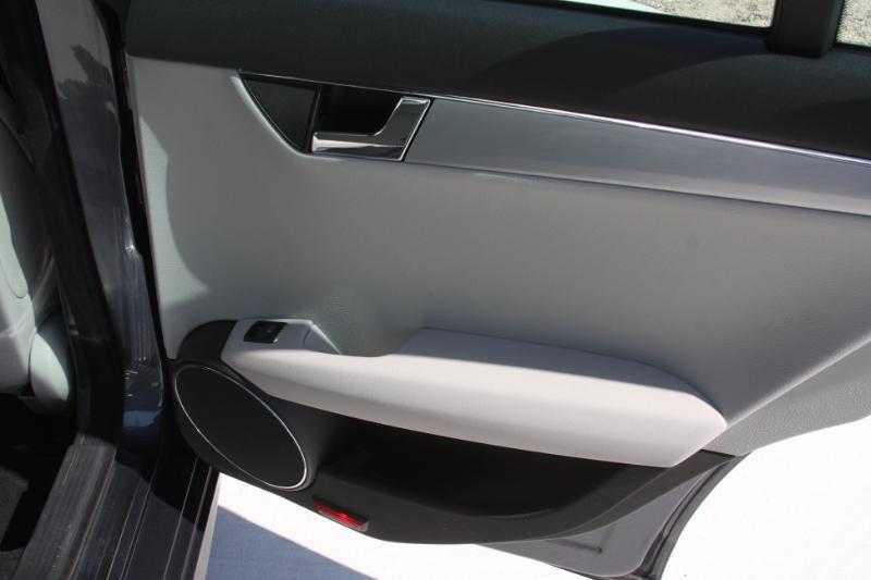 Mercedes-Benz C-Class C300 4MATIC Sport Sedan 2009