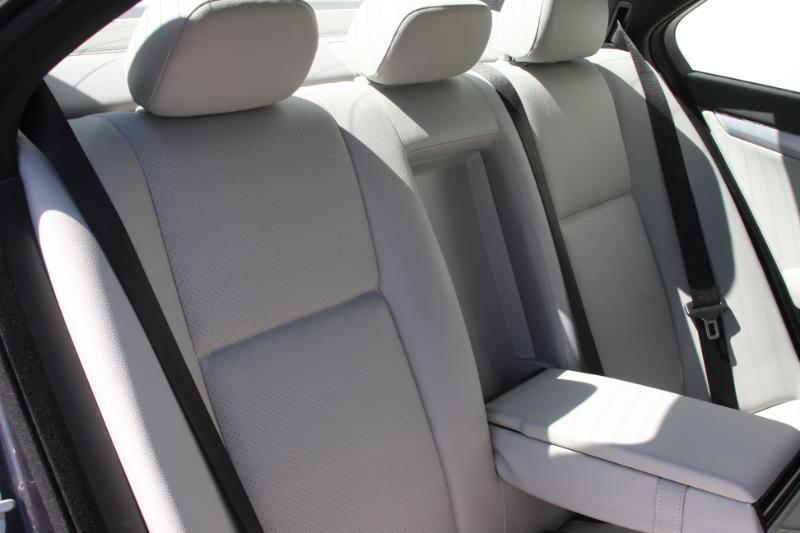 Mercedes-Benz C-Class C300 4MATIC Sport Sedan 2009