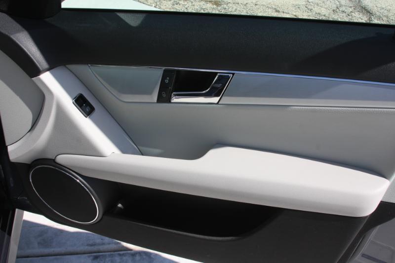 Mercedes-Benz C-Class C300 4MATIC Sport Sedan 2009