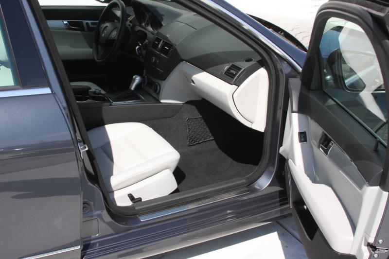 Mercedes-Benz C-Class C300 4MATIC Sport Sedan 2009