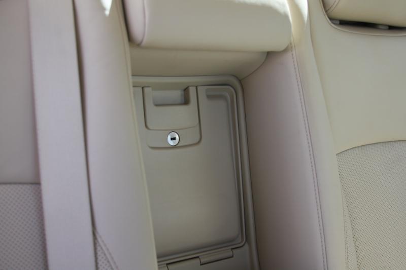 Lexus ES 350 Sedan 2011