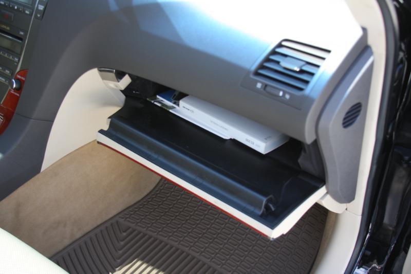 Lexus ES 350 Sedan 2011