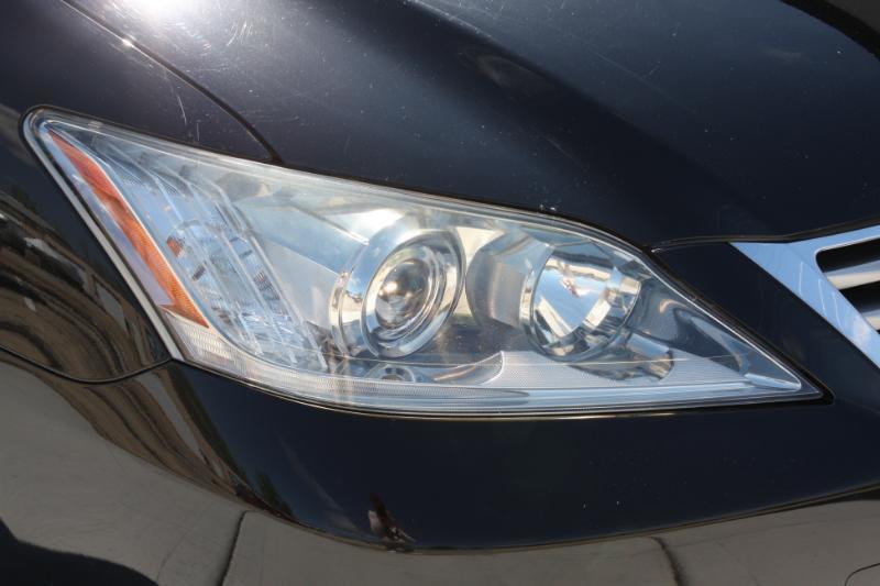 Lexus ES 350 Sedan 2011