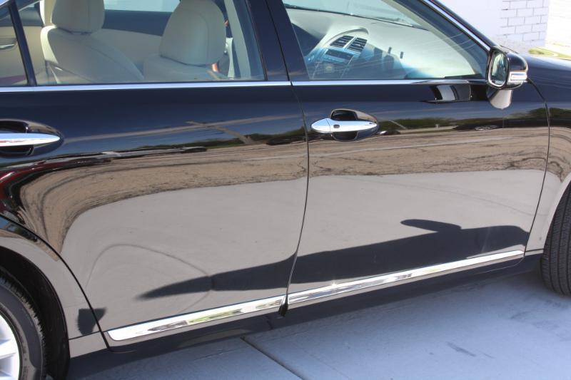 Lexus ES 350 Sedan 2011