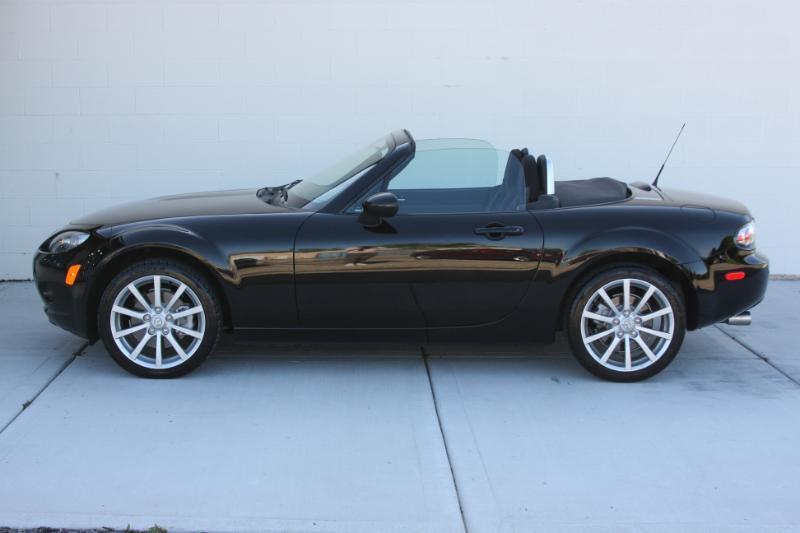 Mazda MX-5 Miata Grand Touring 2007