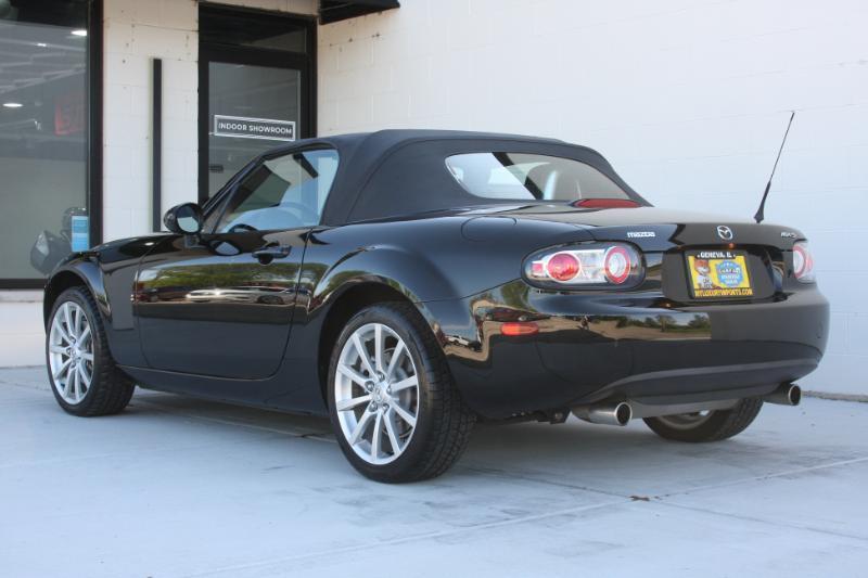 Mazda MX-5 Miata Grand Touring 2007