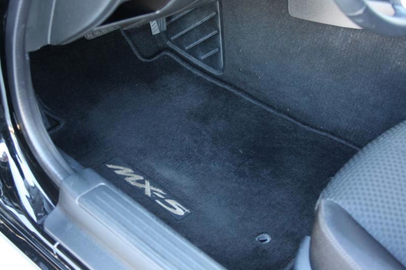 Mazda MX-5 Miata Grand Touring 2007