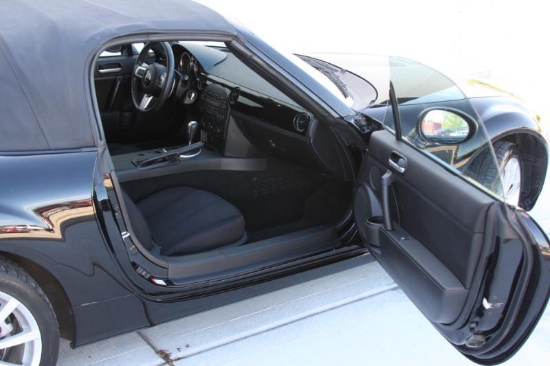 Mazda MX-5 Miata Grand Touring 2007