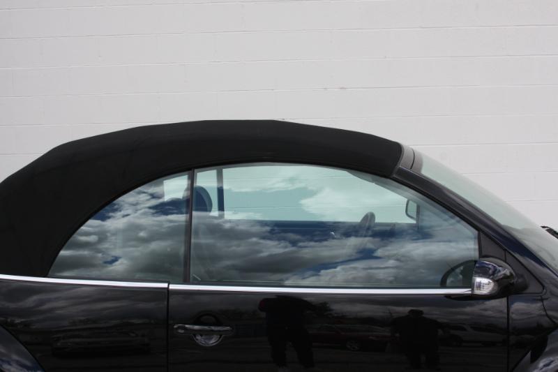 Volkswagen New Beetle SE Convertible 2008