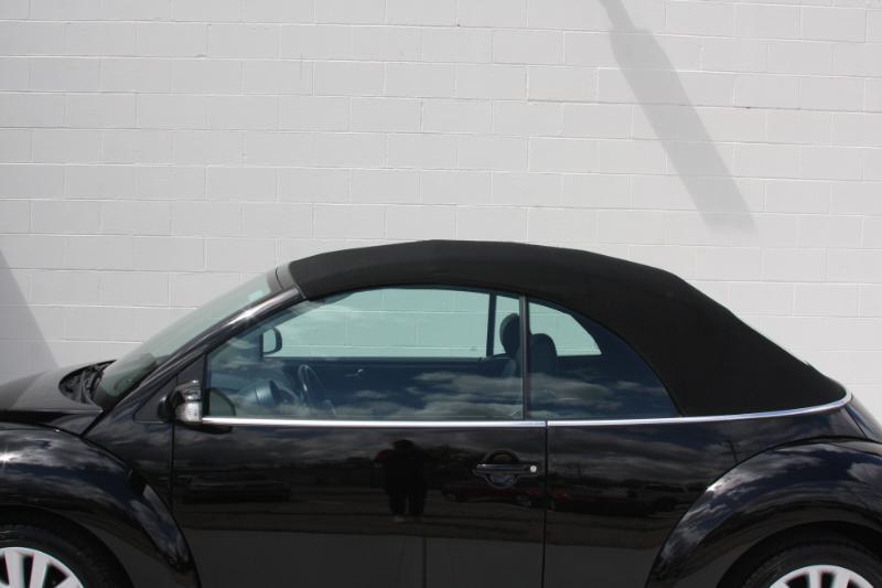 Volkswagen New Beetle SE Convertible 2008