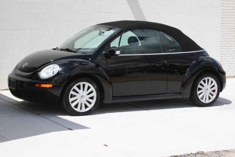 Volkswagen New Beetle SE Convertible 2008