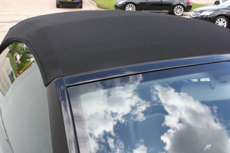 Volkswagen New Beetle SE Convertible 2008