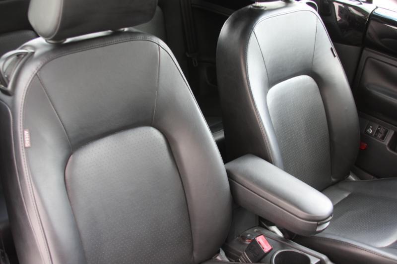 Volkswagen New Beetle SE Convertible 2008