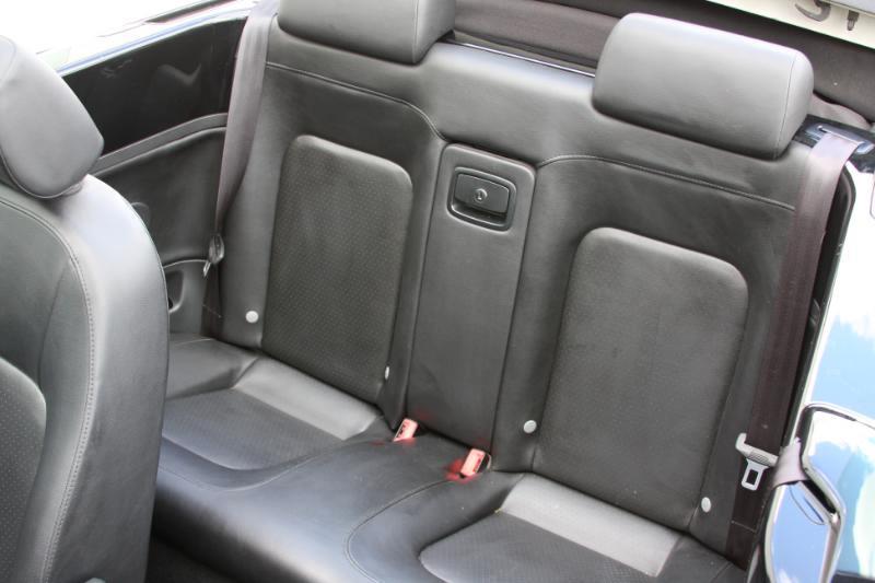Volkswagen New Beetle SE Convertible 2008