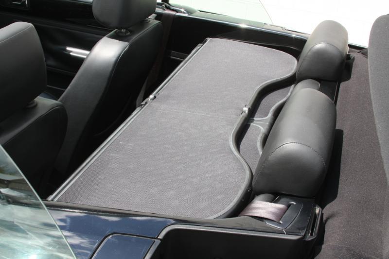 Volkswagen New Beetle SE Convertible 2008