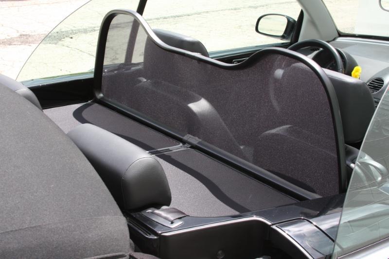 Volkswagen New Beetle SE Convertible 2008