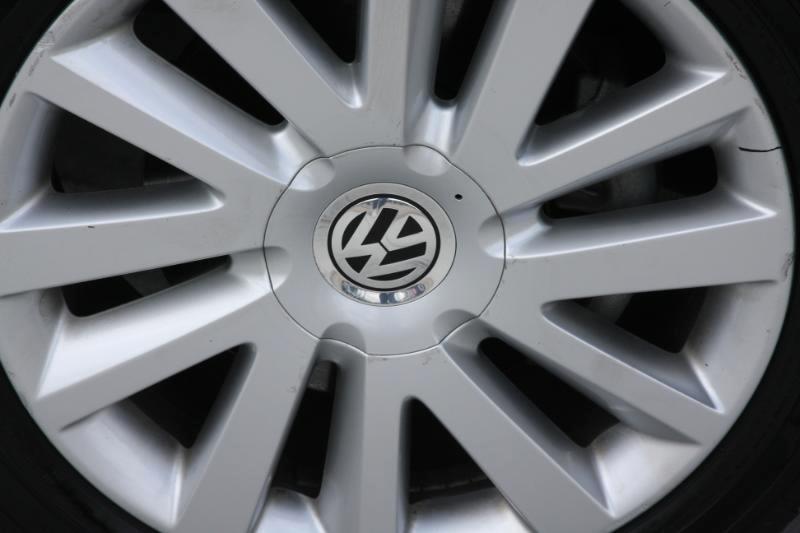 Volkswagen New Beetle SE Convertible 2008