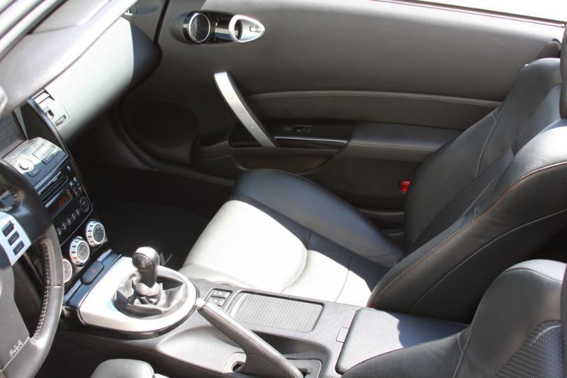 Nissan 350Z Grand Touring Roadster 2006