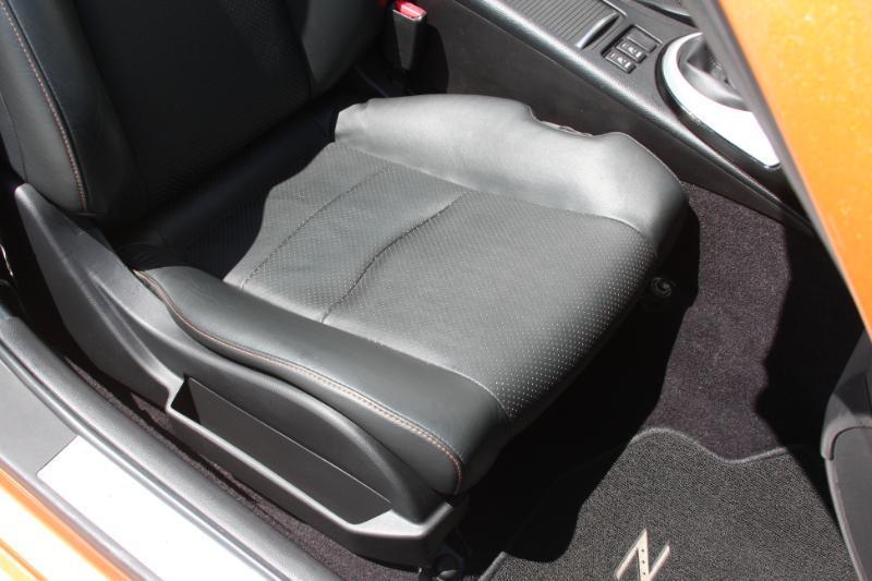 Nissan 350Z Grand Touring Roadster 2006