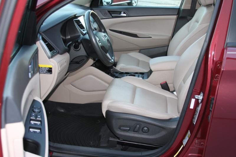 Hyundai Tucson Limited w/Ultimate Package AWD 2016