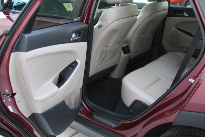Hyundai Tucson Limited w/Ultimate Package AWD 2016