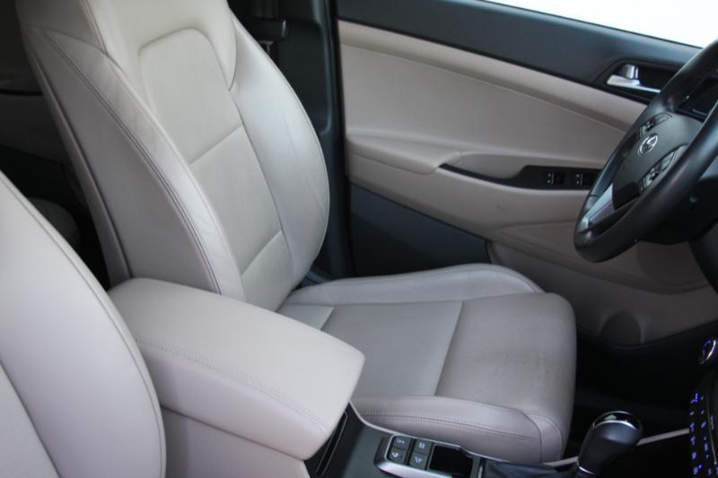 Hyundai Tucson Limited w/Ultimate Package AWD 2016